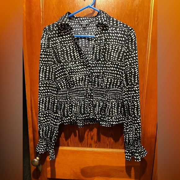 Express blouse with buttons - Picture 1 of 3